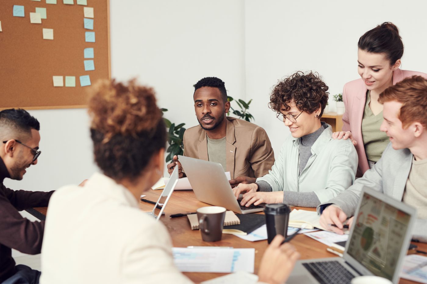Workshop revenue metrik SmartAIRevenue, praktická cvičení s AI nástroji